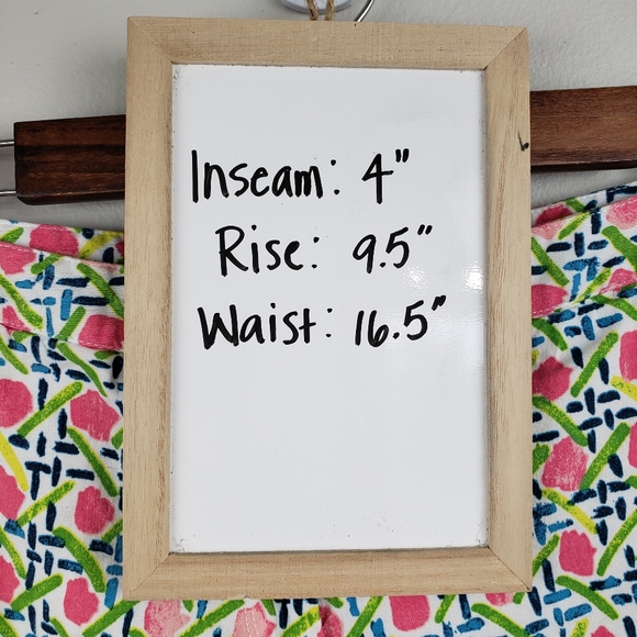 Tommy Bahama Romantique Shorts Size 10 - Picture 12 of 12